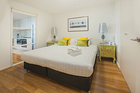 Melbourne Hotel Apartment Flinders Wharf - Accommodation Bookings 6