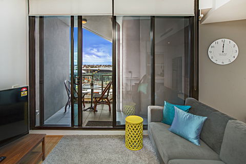 Melbourne Hotel Apartment Flinders Wharf - Accommodation Bookings 9