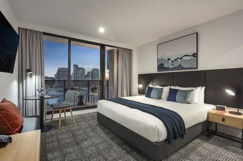 Quest NewQuay, Docklands - Accommodation Bookings 9