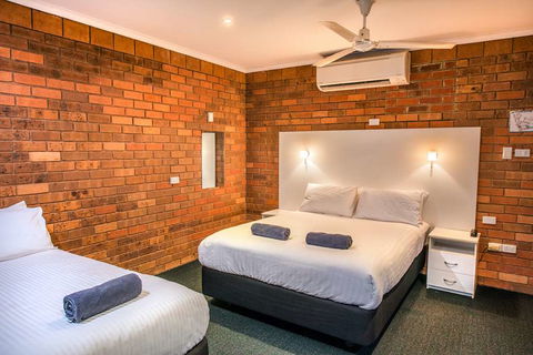 Contour Hotel - Accommodation Bookings 9