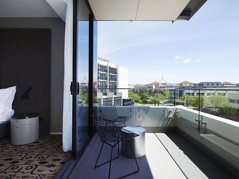 Burbury Hotel - Accommodation Bookings 3