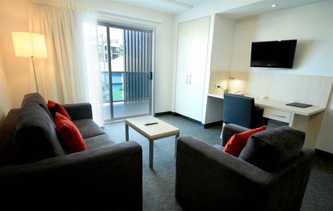 Jephson Hotel - Accommodation Bookings 3