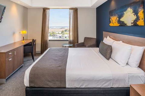 Mantra Tullamarine Hotel - Accommodation Bookings 8