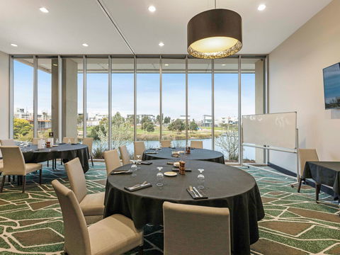 Mercure Melbourne Caroline Springs - Accommodation Bookings 9
