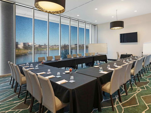 Mercure Melbourne Caroline Springs - Accommodation Bookings 10