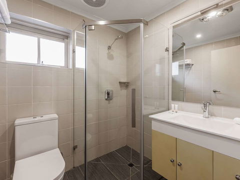 Quality Hotel Melbourne Airport - Accommodation Bookings 12