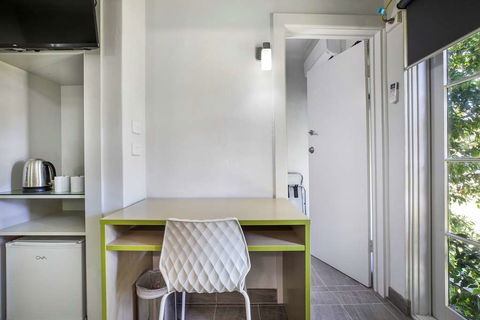 Skyways Hotel - Accommodation Bookings 6