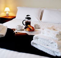 Hut on the Hill BB - Accommodation Bookings