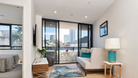 Arise Ruby Gold Coast - Accommodation Bookings 5