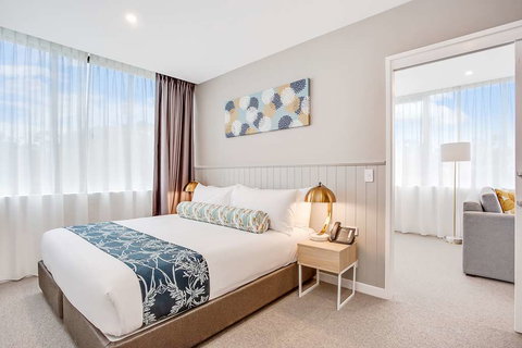 Mantra Southport Sharks - Accommodation Bookings 13