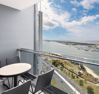 Meriton Suites Southport - Accommodation Bookings