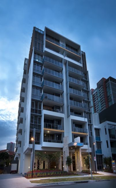 Meriton Suites Southport - Accommodation Bookings 0