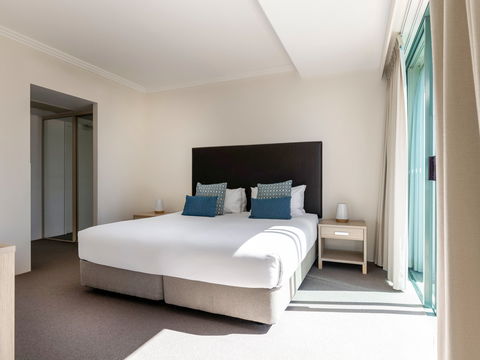 Mantra Crown Towers Surfers Paradise - Accommodation Bookings 12