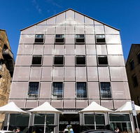 Salamanca Wharf Hotel