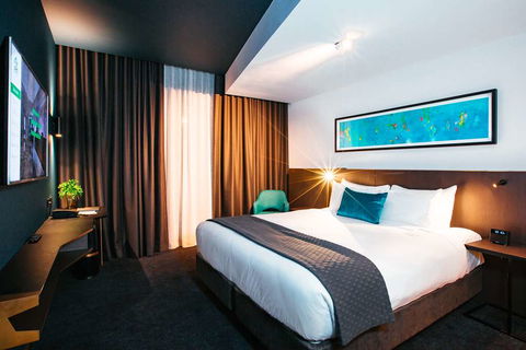 Eatons Hill Hotel - Accommodation Bookings 4