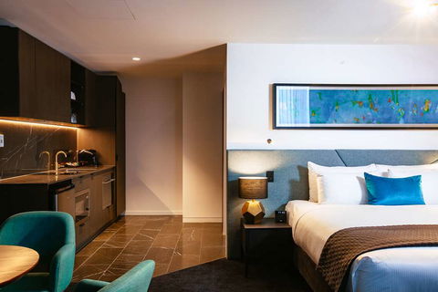 Eatons Hill Hotel - Accommodation Bookings 9