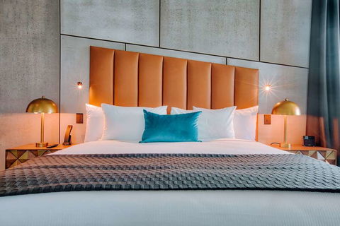 Eatons Hill Hotel - Accommodation Bookings 13