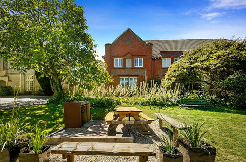 Quest Trinity House - Accommodation Bookings 1