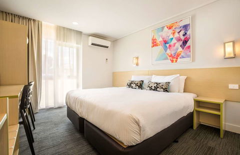 Nightcap At Coolaroo Hotel - Accommodation Bookings 6