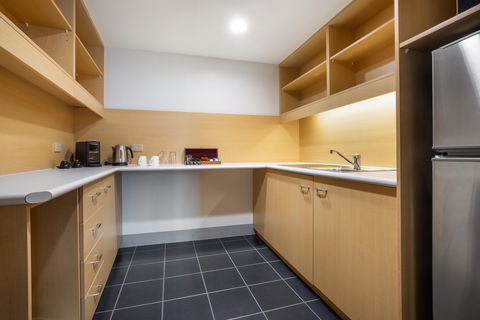 Holiday Inn Melbourne Airport - Accommodation Bookings 13