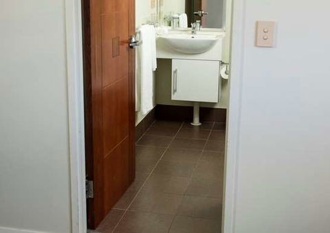 Mantra One Sandy Bay Road - Accommodation Bookings 4