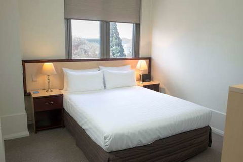 Mantra One Sandy Bay Road - Accommodation Bookings 8