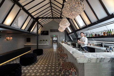 Mayfair Hotel - Accommodation Bookings 15