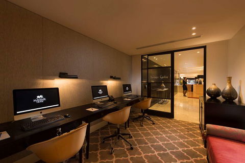 Mayfair Hotel - Accommodation Bookings 17