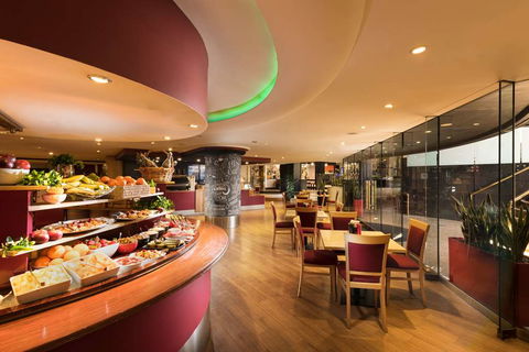 Stamford Plaza Adelaide - Accommodation Bookings 9