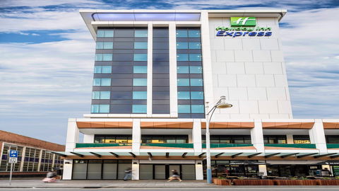 Holiday Inn Express Adelaide City Centre - Accommodation Bookings 1