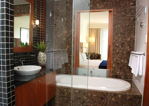 Majestic Roof Garden Hotel - Accommodation Bookings 4