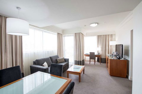 Majestic Roof Garden Hotel - Accommodation Bookings 7