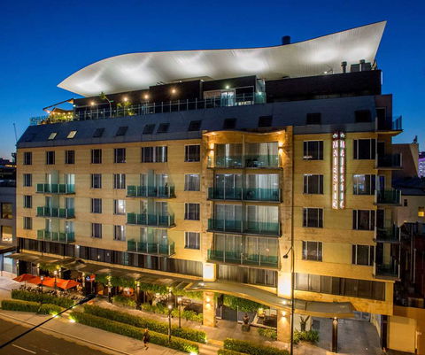 Majestic Roof Garden Hotel - Accommodation Bookings 9