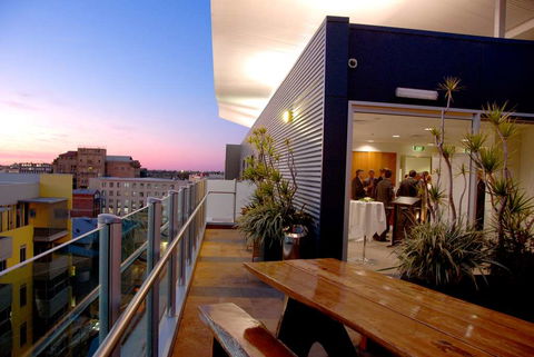 Majestic Roof Garden Hotel - Accommodation Bookings 12
