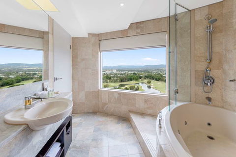 RACV Royal Pines Resort - Accommodation Bookings 3