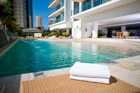 Wyndham Surfers Paradise Resort - Accommodation Bookings 10