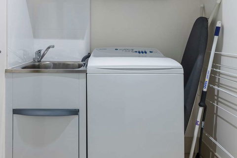 Wyndham Surfers Paradise Resort - Accommodation Bookings 17