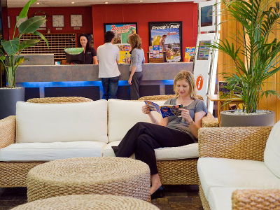 Islander Resort Hotel - Accommodation Bookings 1