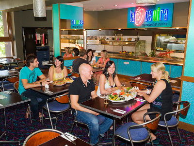 Islander Resort Hotel - Accommodation Bookings 5
