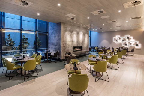 Deco Hotel - Accommodation Bookings 4