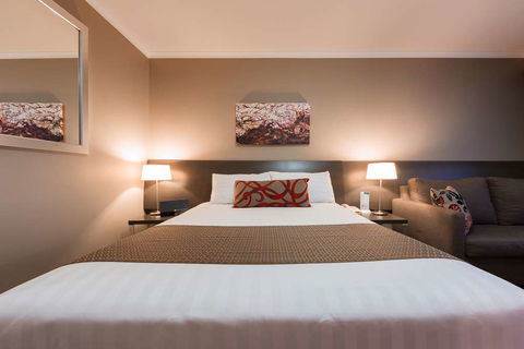 Pavilion On Northbourne - Accommodation Bookings 5