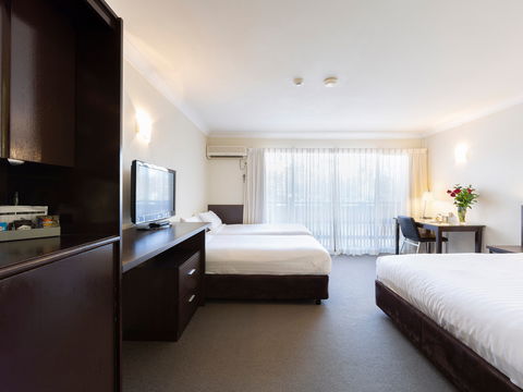 Ibis Styles Canberra Tall Trees - Accommodation Bookings 2