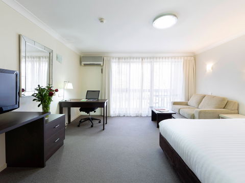 Ibis Styles Canberra Tall Trees - Accommodation Bookings 4