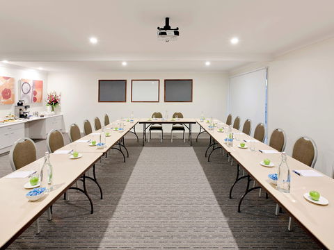 Ibis Styles Canberra Tall Trees - Accommodation Bookings 6