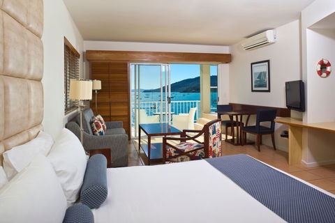 Coral Sea Resort - Accommodation Bookings 4