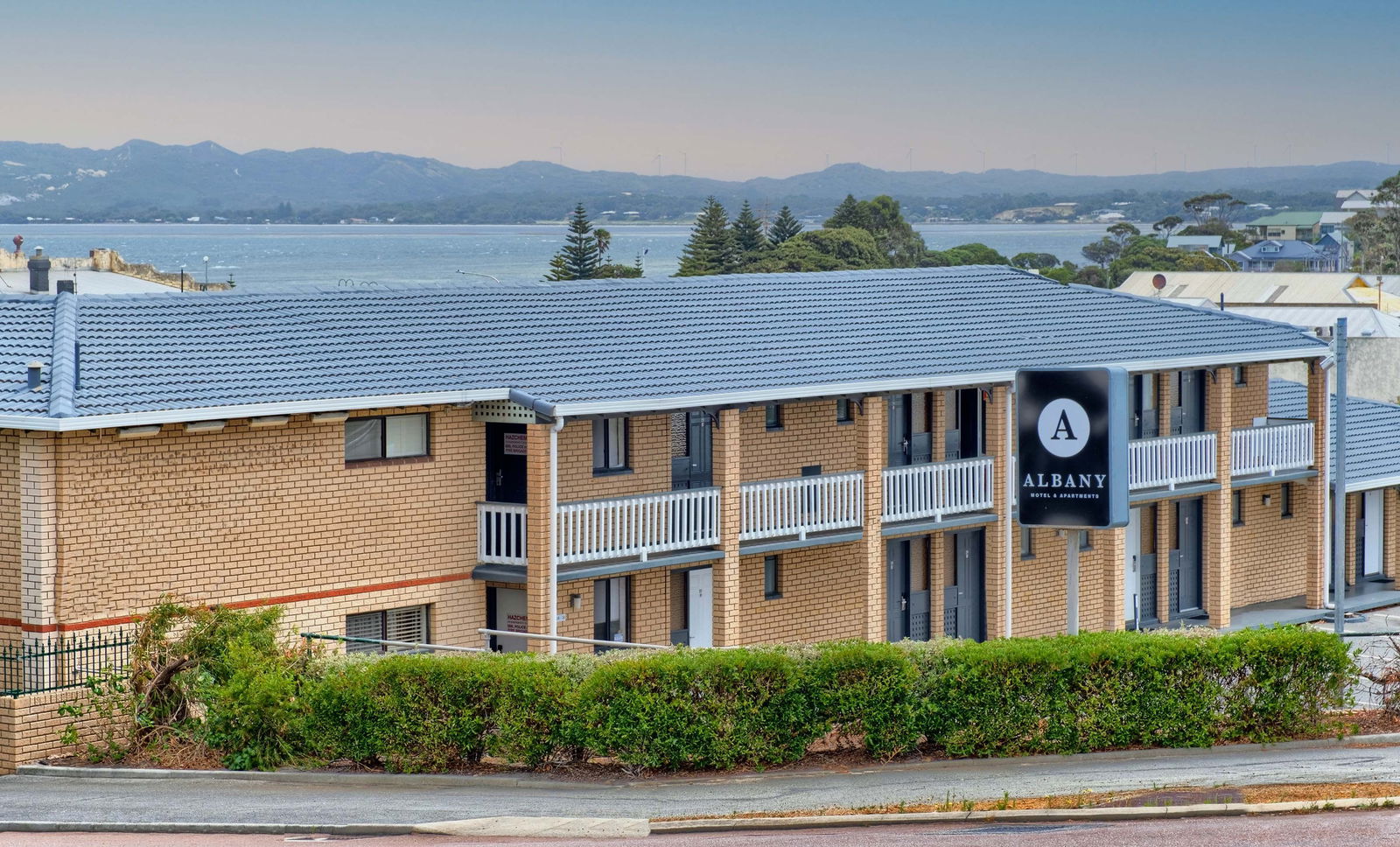  Accommodation Bookings