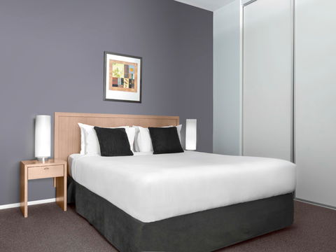 Mantra 100 Exhibition - Accommodation Bookings 4