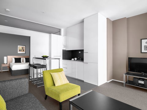 Mantra 100 Exhibition - Accommodation Bookings 8