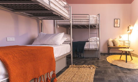 United Backpackers - Accommodation Bookings 4