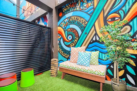 The Constance - Accommodation Bookings 17